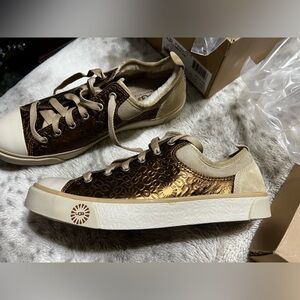 UGG Australia Women Evera Sneaker Shoes Metallic Lace Up Suede & Sheepskin Lined